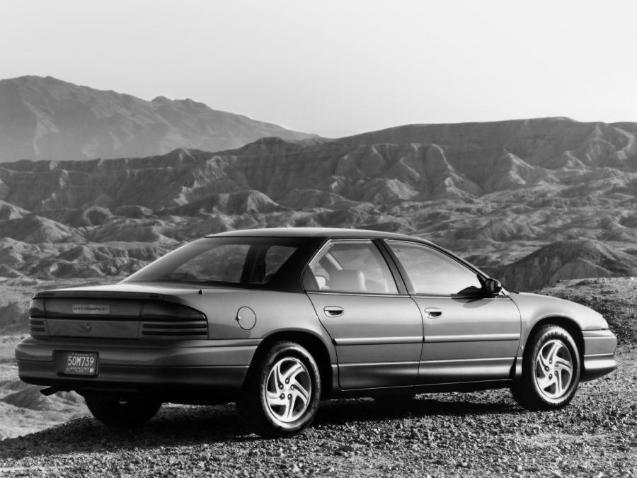  Dodge Intrepid ES 1993 года  (фото 5 из 7)